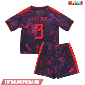 Lacne Dětský Futbalové dres Bayern Munich Kim Min-jae #3 2026-27 Krátky Rukáv - Tretina (+ trenírky)